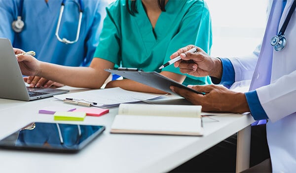 Conferencia: Salud pública en crisis: desafíos y respuestas desde la investigación y la gestión pública