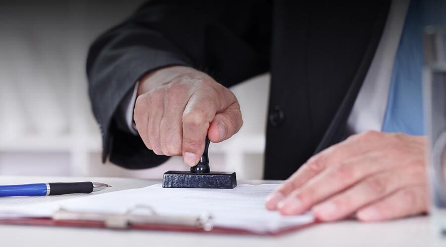 Jurisprudencia clave en derecho registral y notarial: análisis de casos que marcan tendencia