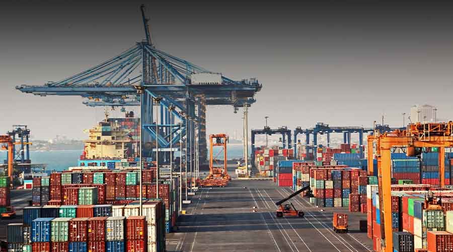 Impacto económico y social de la entrada en operaciones del Puerto de Chancay en el Perú