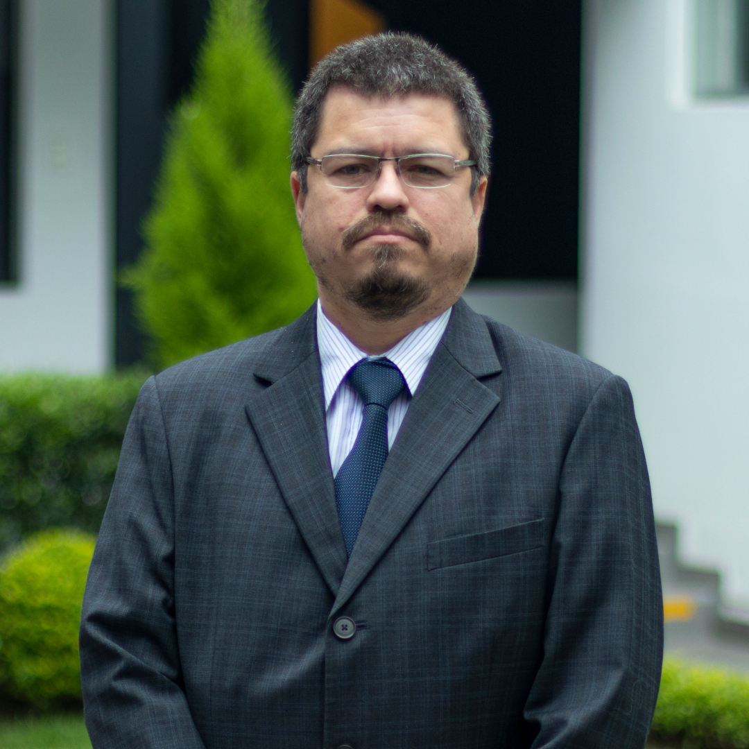 Christian Guzmán Napurí